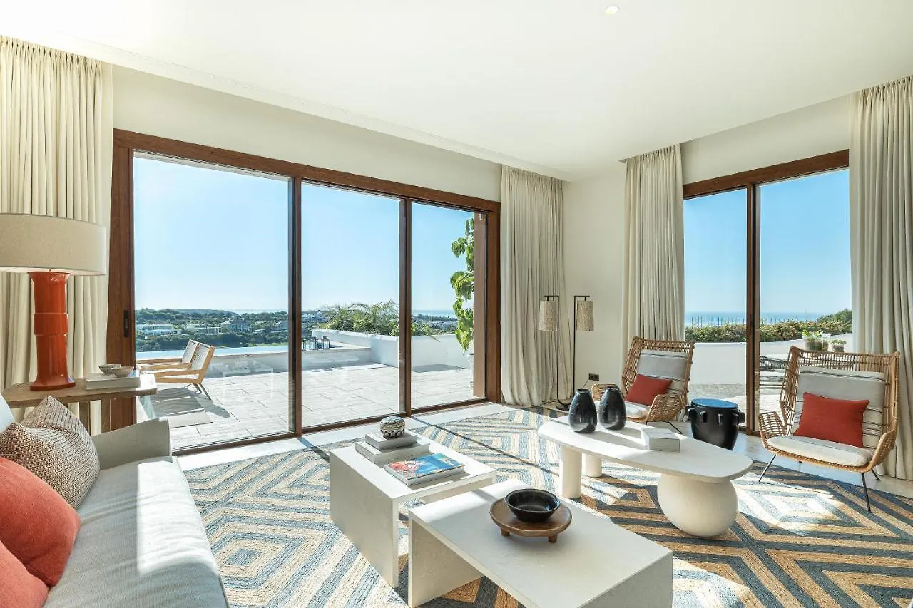 Villa H @ Finca Cortesin 卡萨雷斯