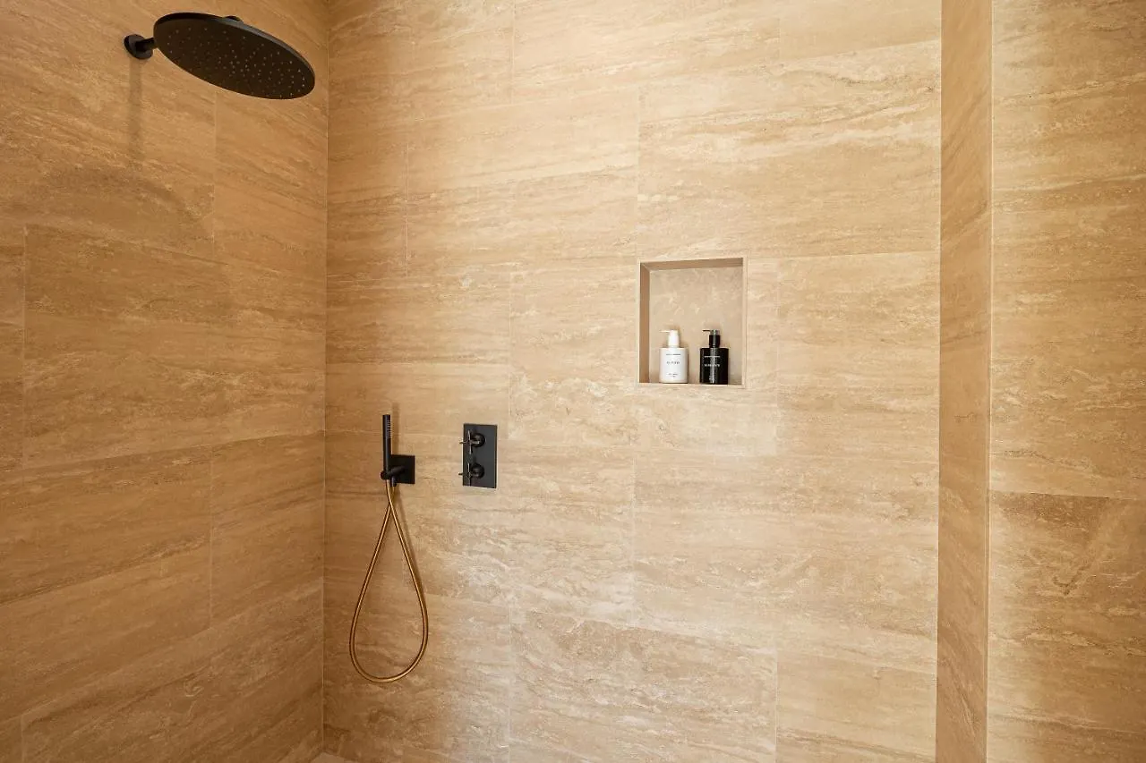 Villa H @ Finca Cortesin 卡萨雷斯